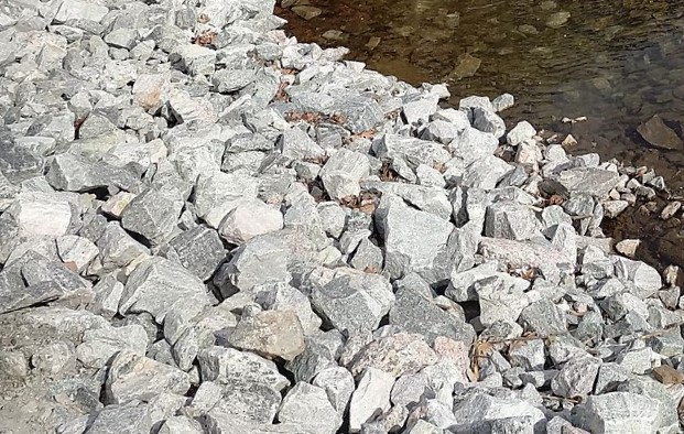 Gravel and crushed stone supplier for Landscaping & Construction